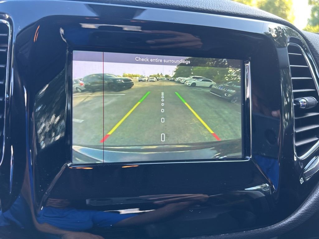 Certified 2020 Jeep Compass Latitude image 15