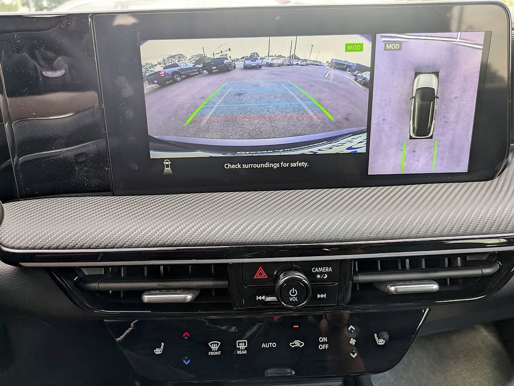 New 2025 Nissan Kicks SR w/ SR Premium Package AWD/4WD image 15