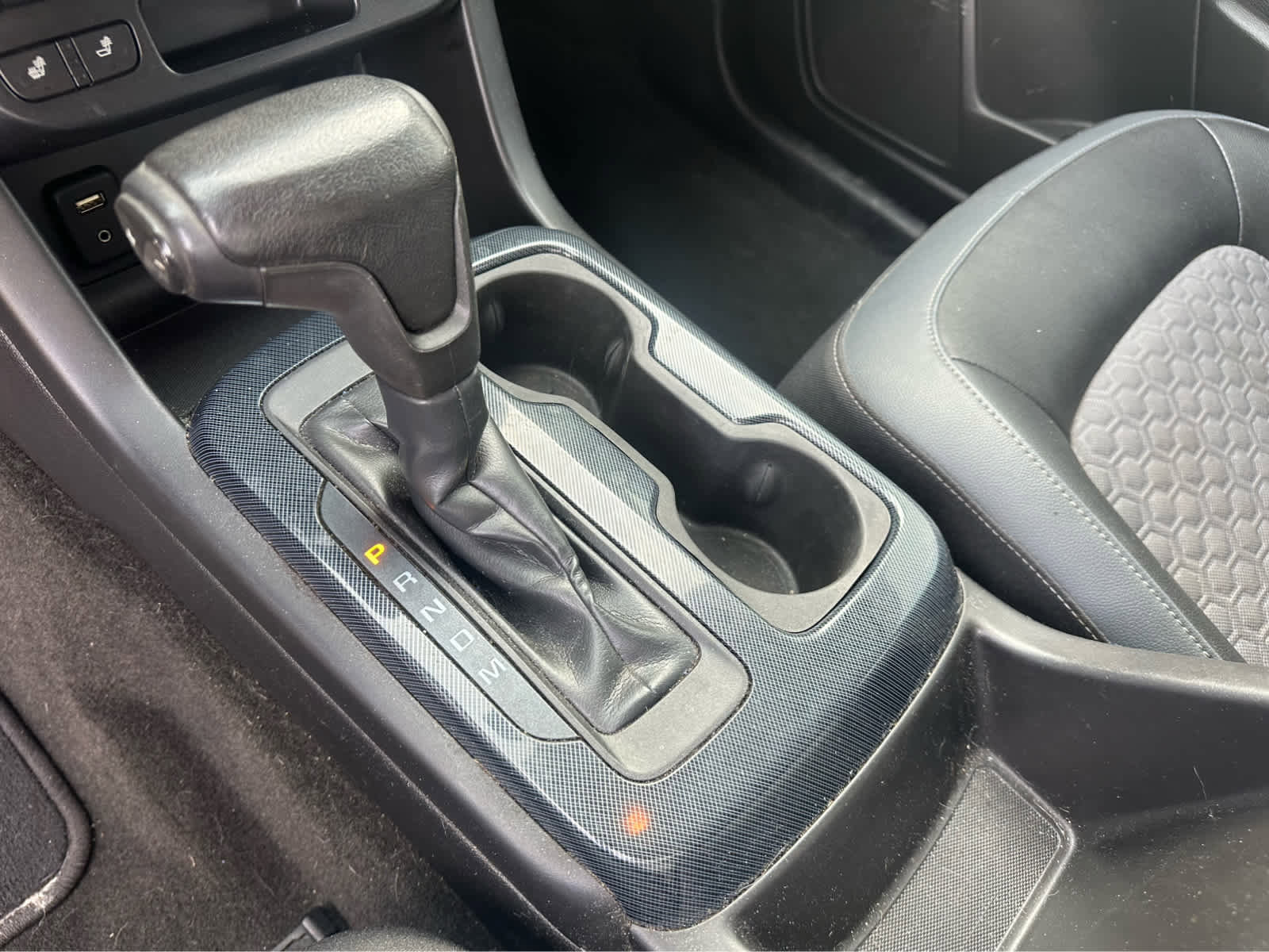 Used 2015 Chevrolet Colorado Z71 AWD/4WD image 14