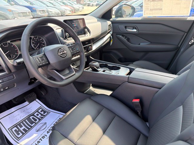 New 2026 Nissan Rogue Dark Armor FWD image 11