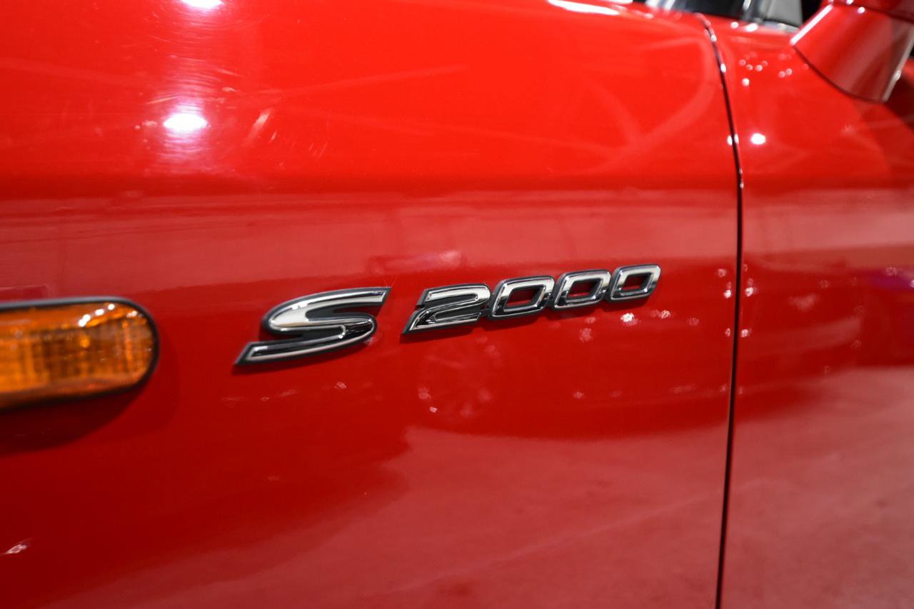 Used 2004 Honda S2000 image 5