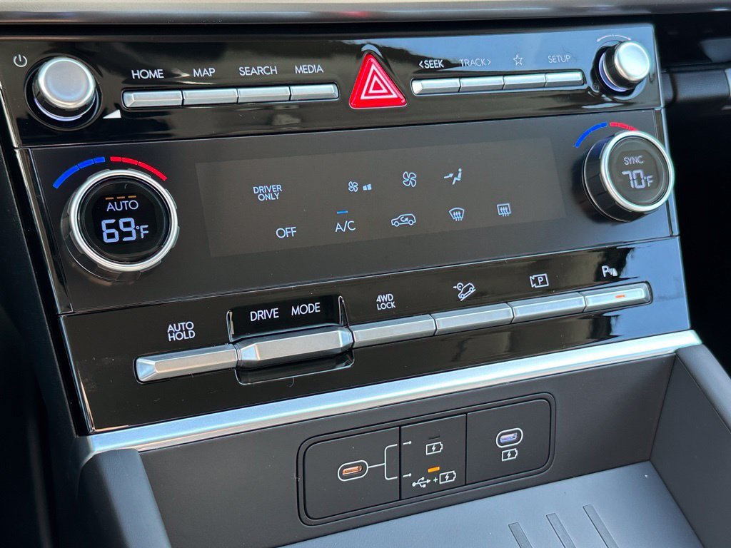 New 2026 Hyundai Santa Fe SE AWD/4WD image 10