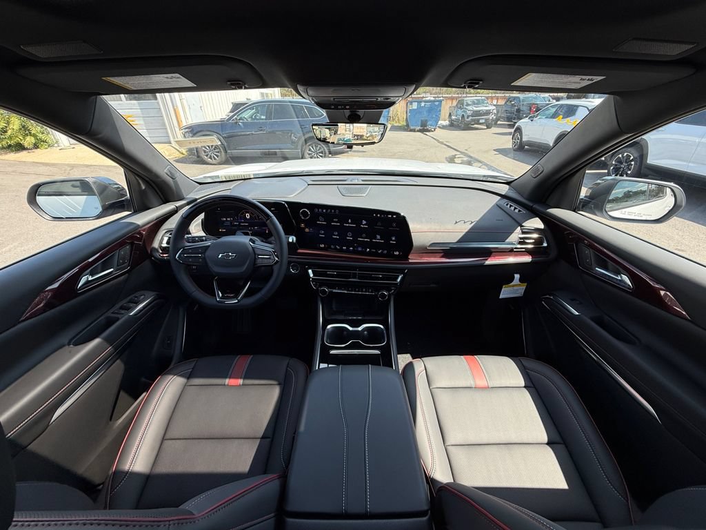 New 2027 Chevrolet Traverse RS FWD image 24