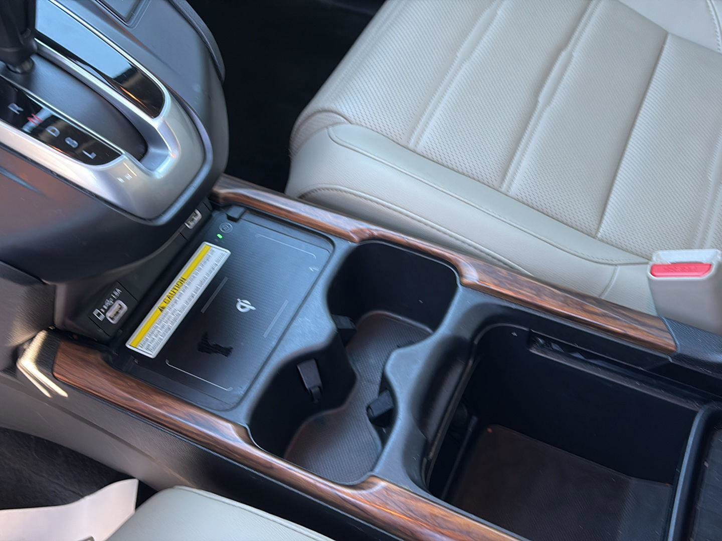 Used 2022 Honda CR-V Touring image 16