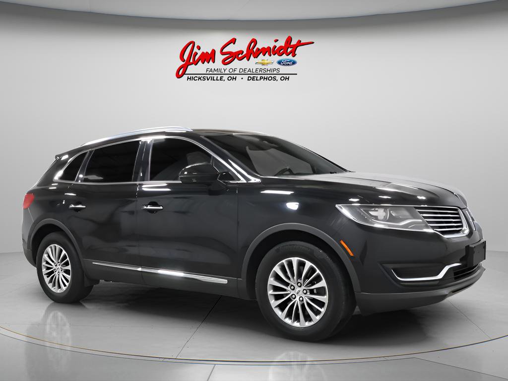Used 2016 Lincoln MKX Select w/ Select Plus Package AWD/4WD image 2