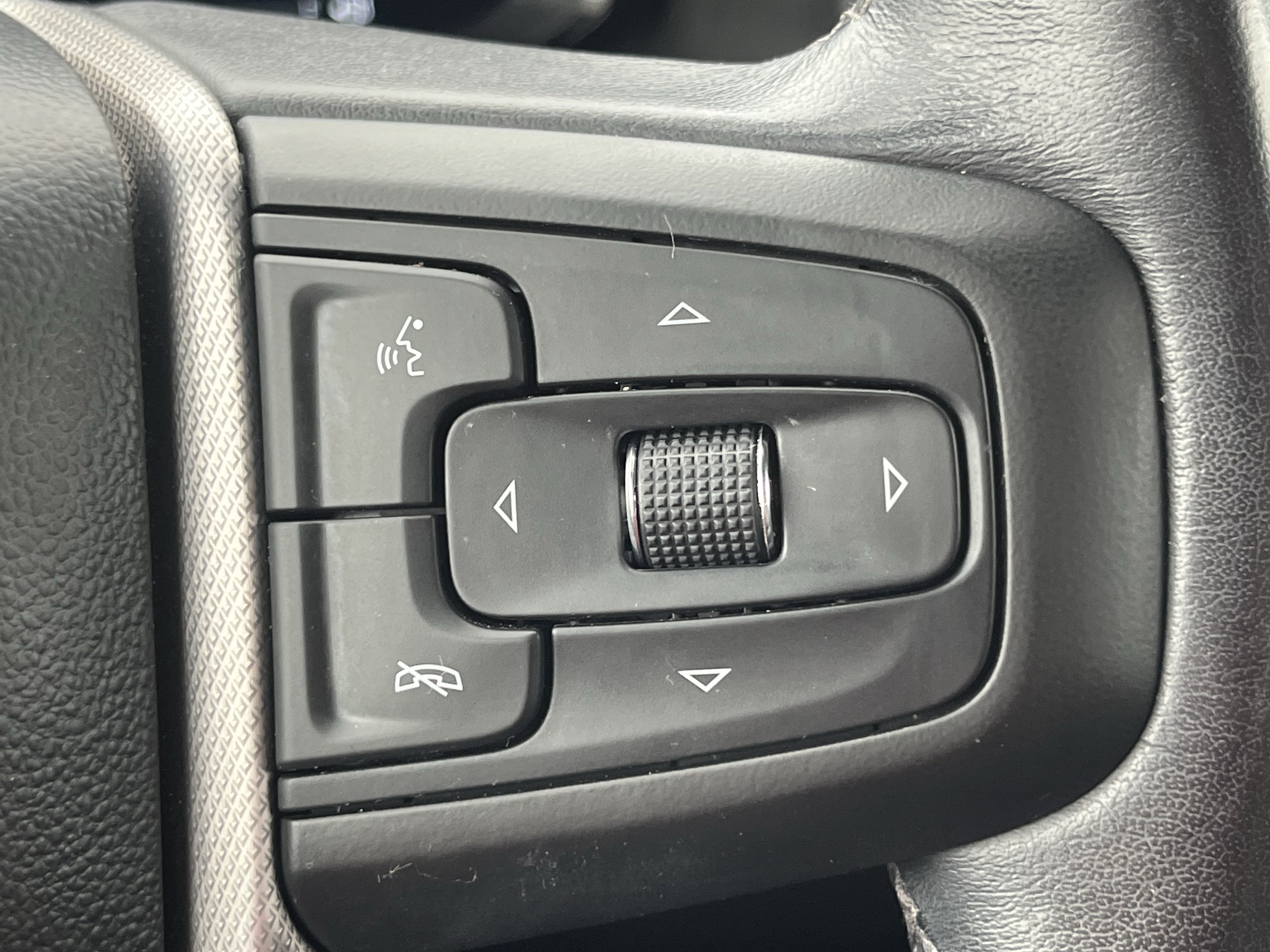 Used 2022 GMC Yukon Denali AWD/4WD image 20