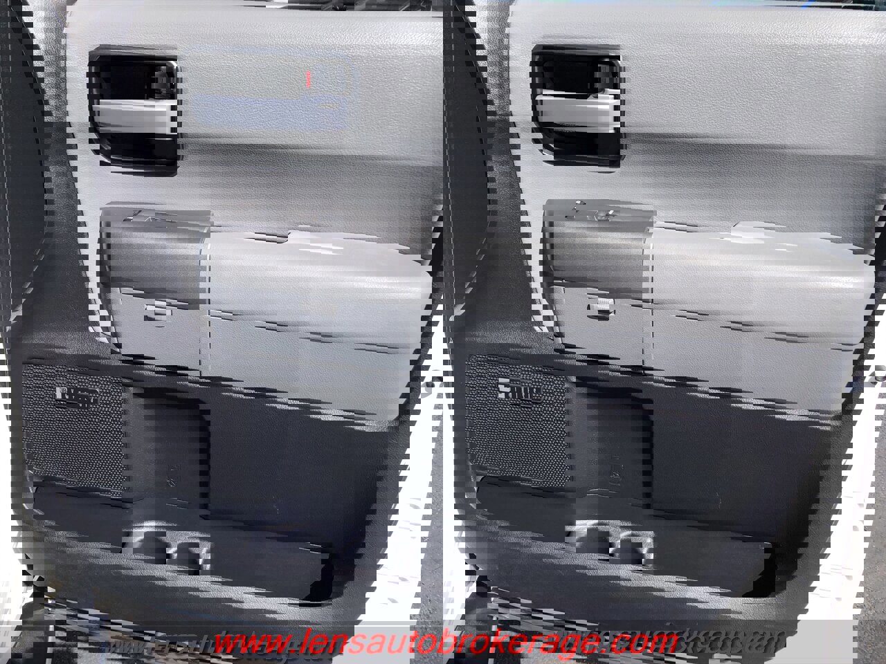 Used 2017 Toyota Sequoia Limited w/ Safety & Convenience Package RWD image 23