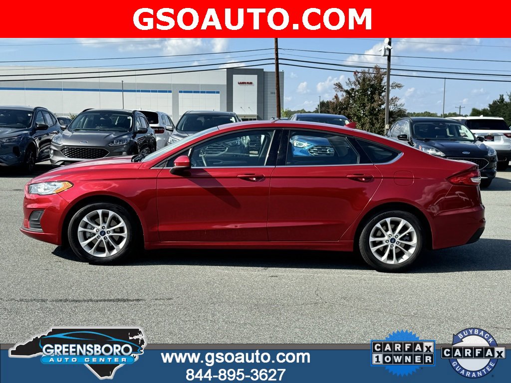 Used 2020 Ford Fusion SE image 3