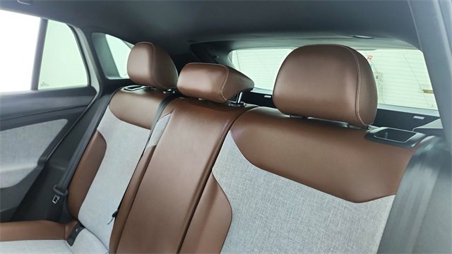 Used 2023 Volkswagen ID.4 2WD image 30