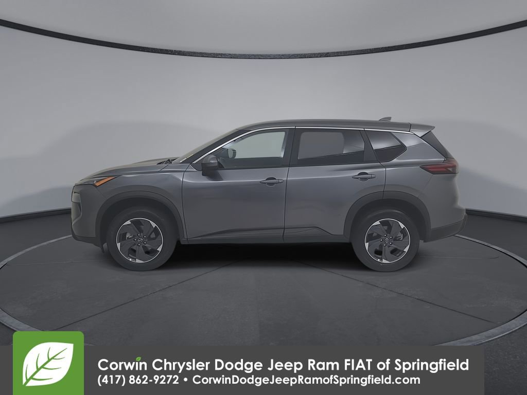Used 2025 Nissan Rogue SV FWD image 9