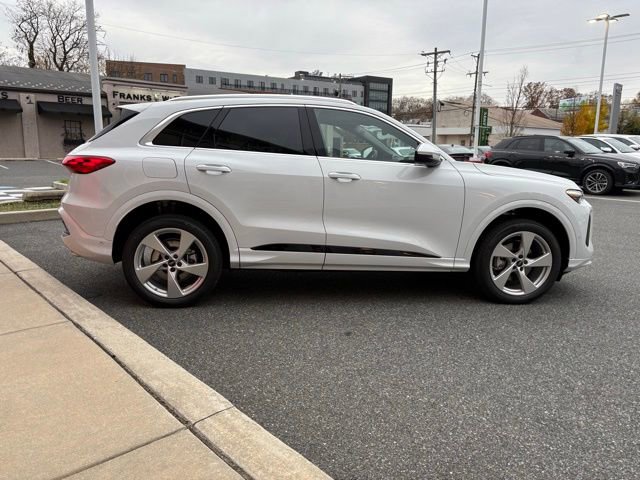 New 2025 Audi Q5 Premium Plus image 6