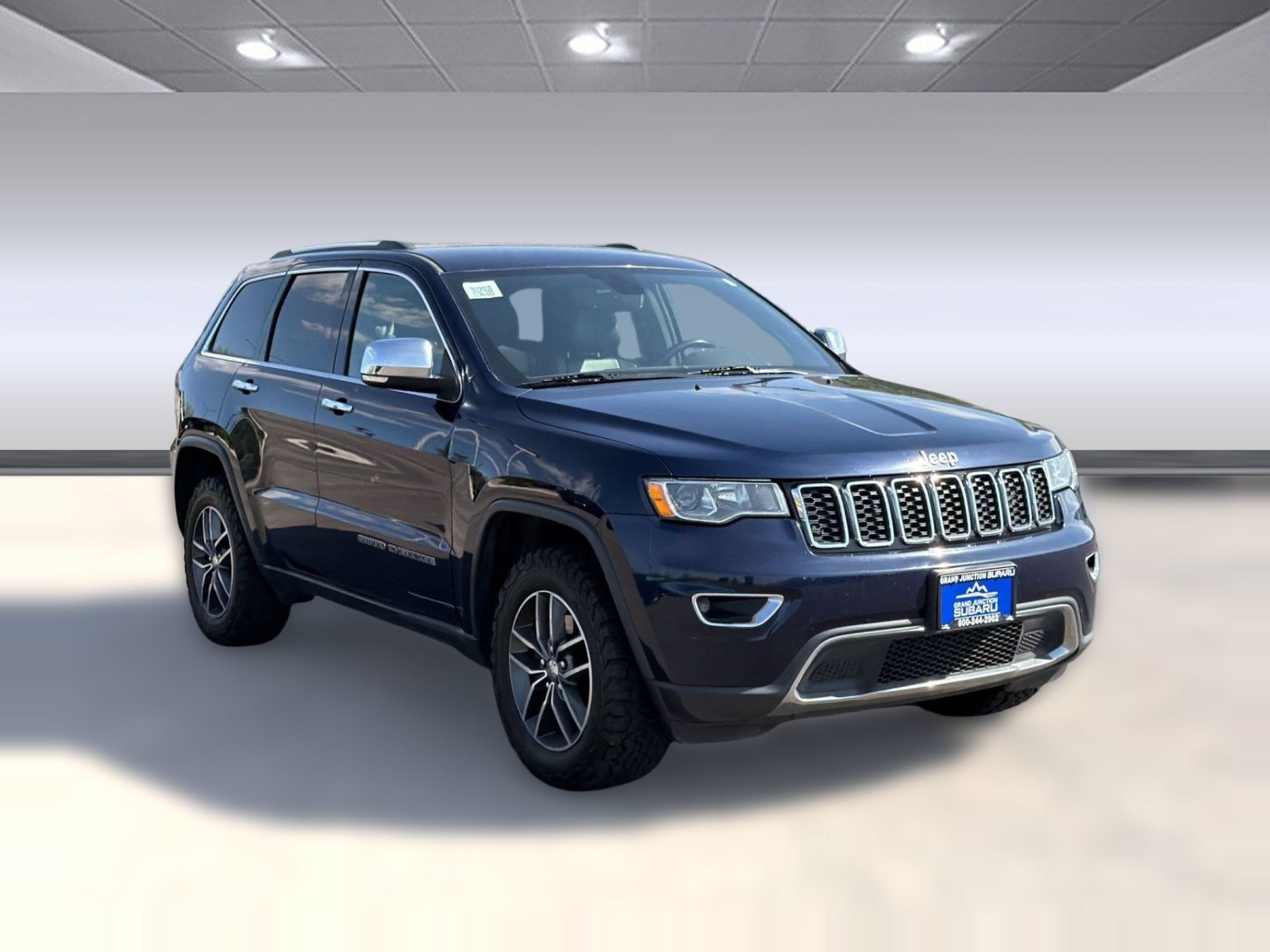 Used 2018 Jeep Grand Cherokee Limited AWD/4WD image 7