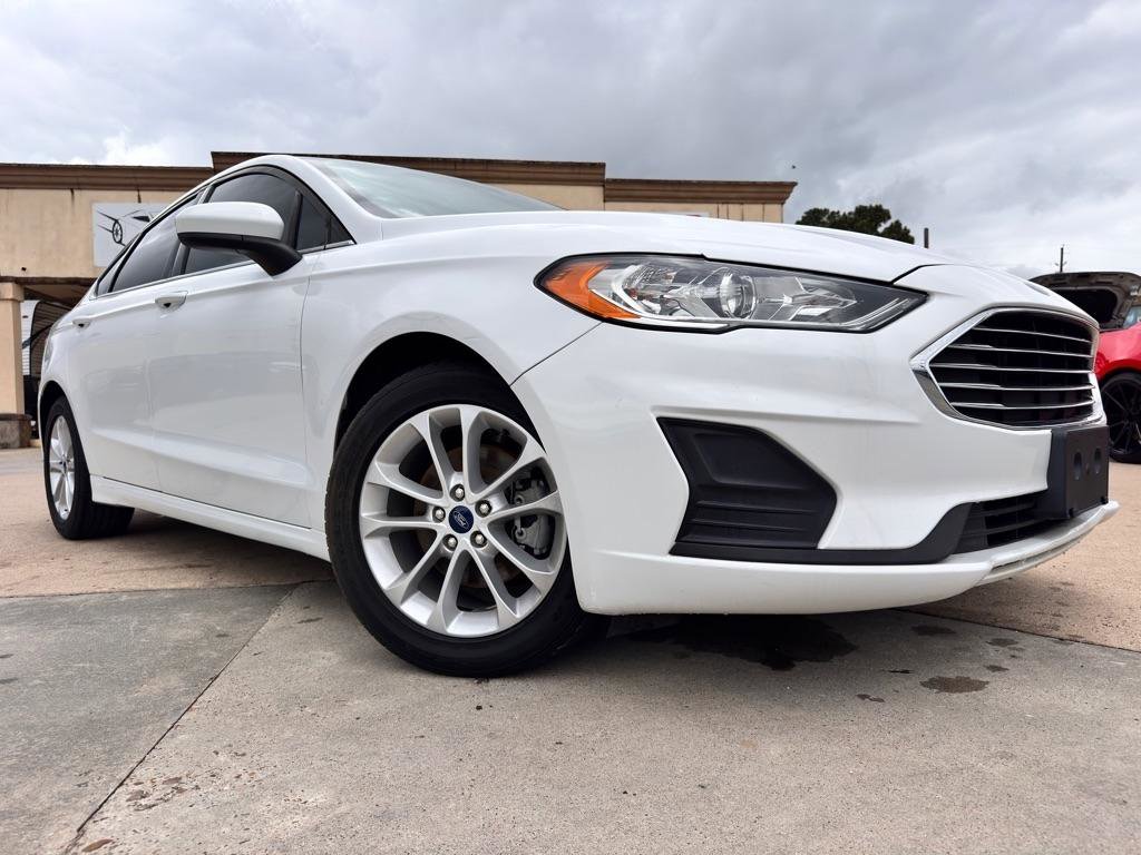Used 2020 Ford Fusion SE FWD image 33