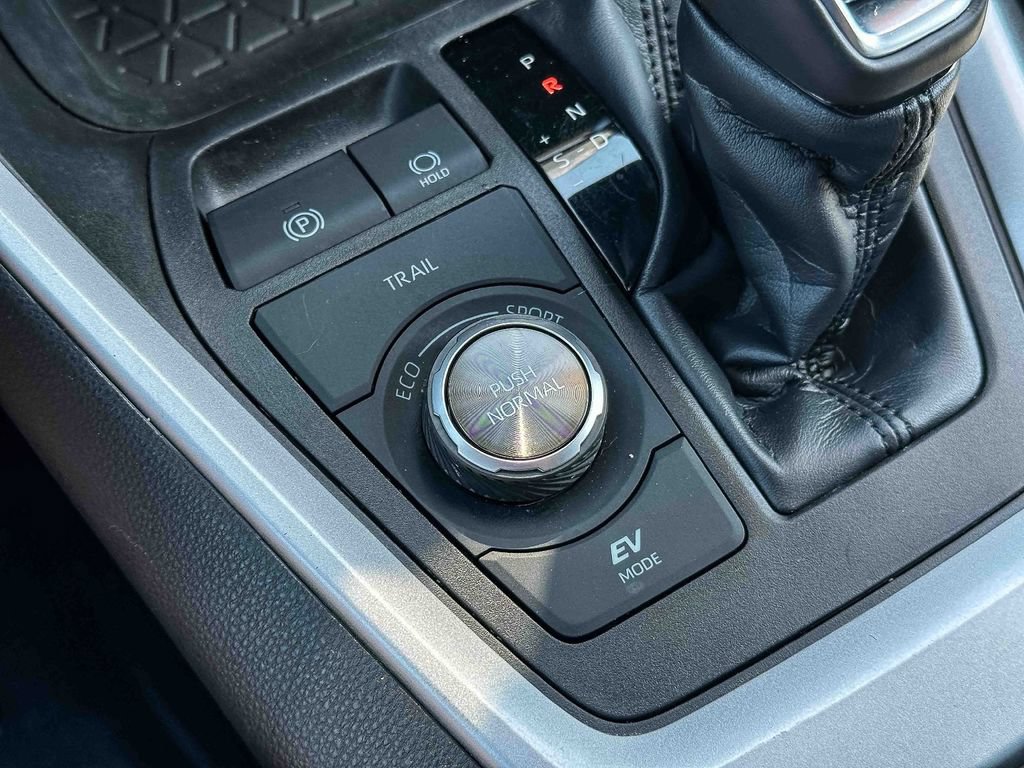 Certified 2023 Toyota RAV4 XSE AWD/4WD image 34