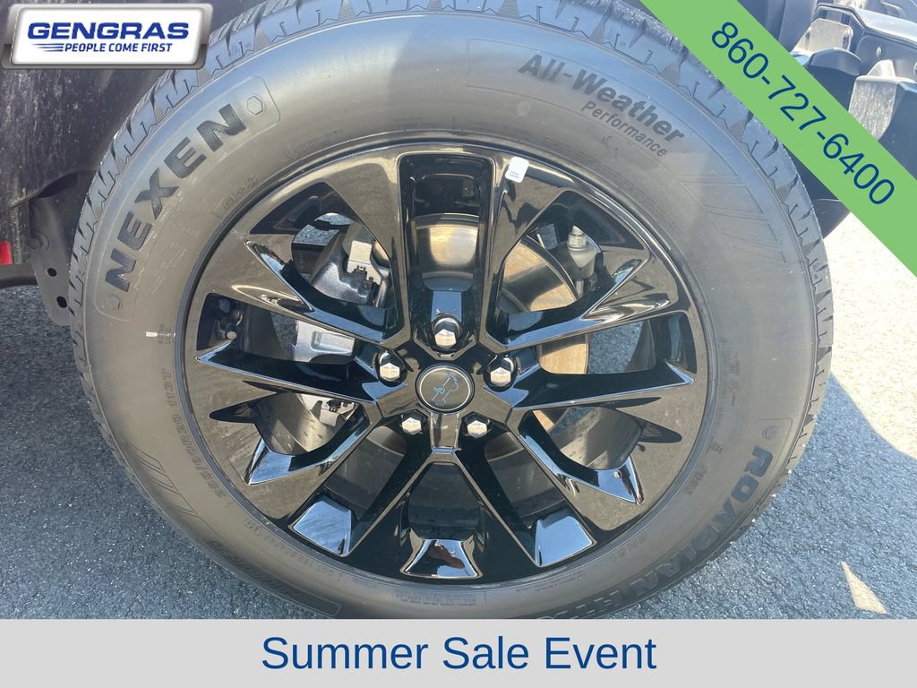 Used 2025 Jeep Wrangler Unlimited Sahara AWD/4WD image 11