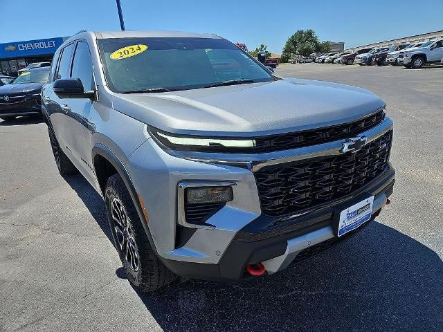Used 2024 Chevrolet Traverse Z71 w/ Enhanced Driving Package AWD/4WD image 11