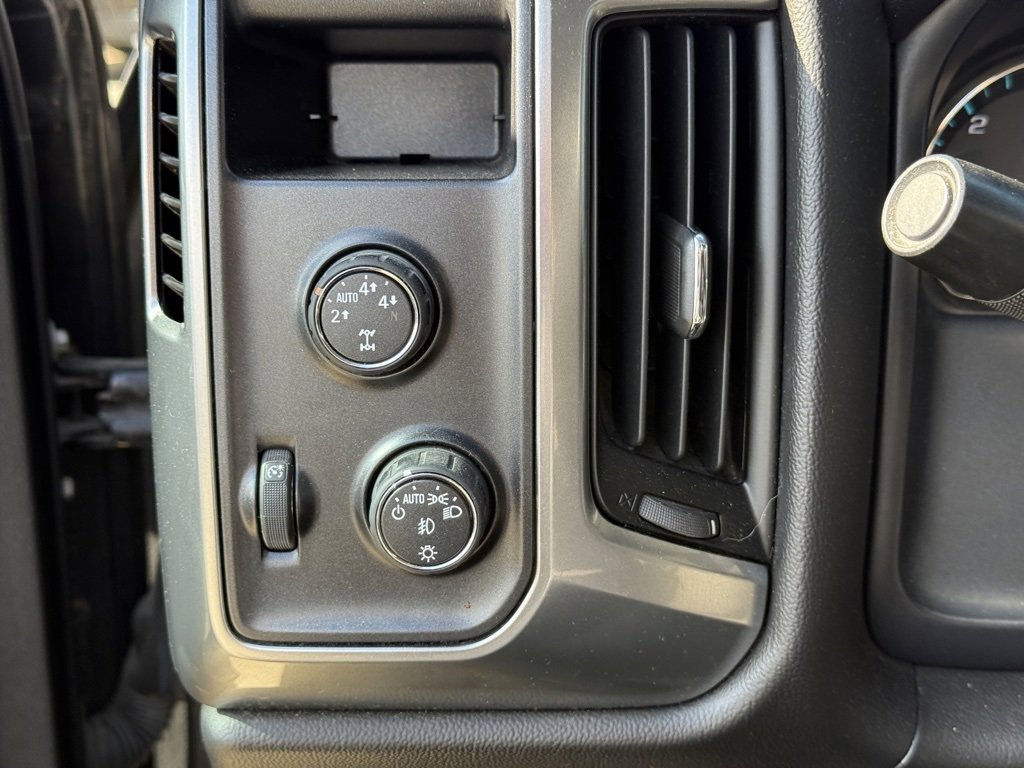 Used 2015 Chevrolet Silverado 1500 LT w/ All Star Edition image 19