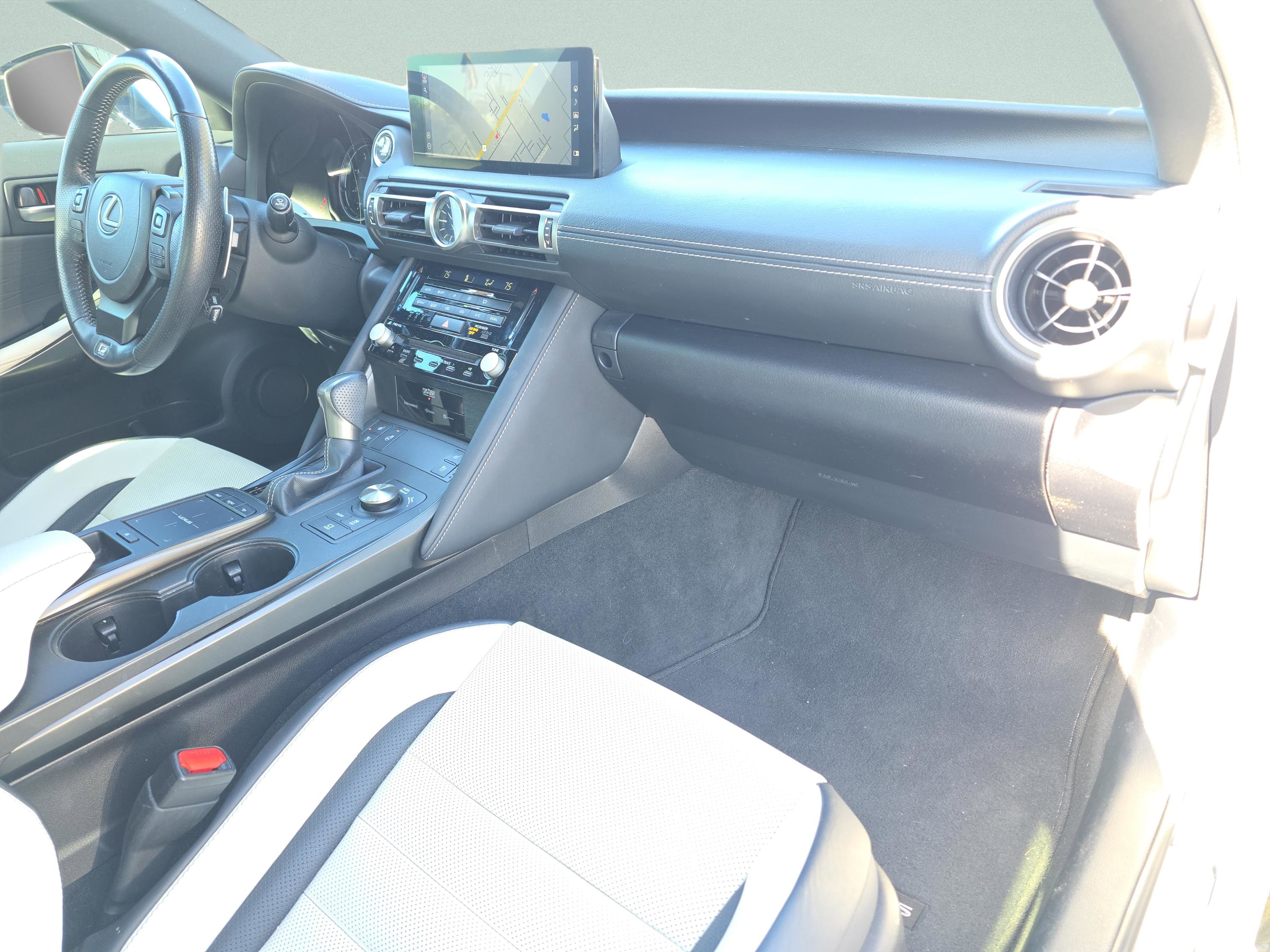 Used 2022 Lexus IS 350 F Sport image 14