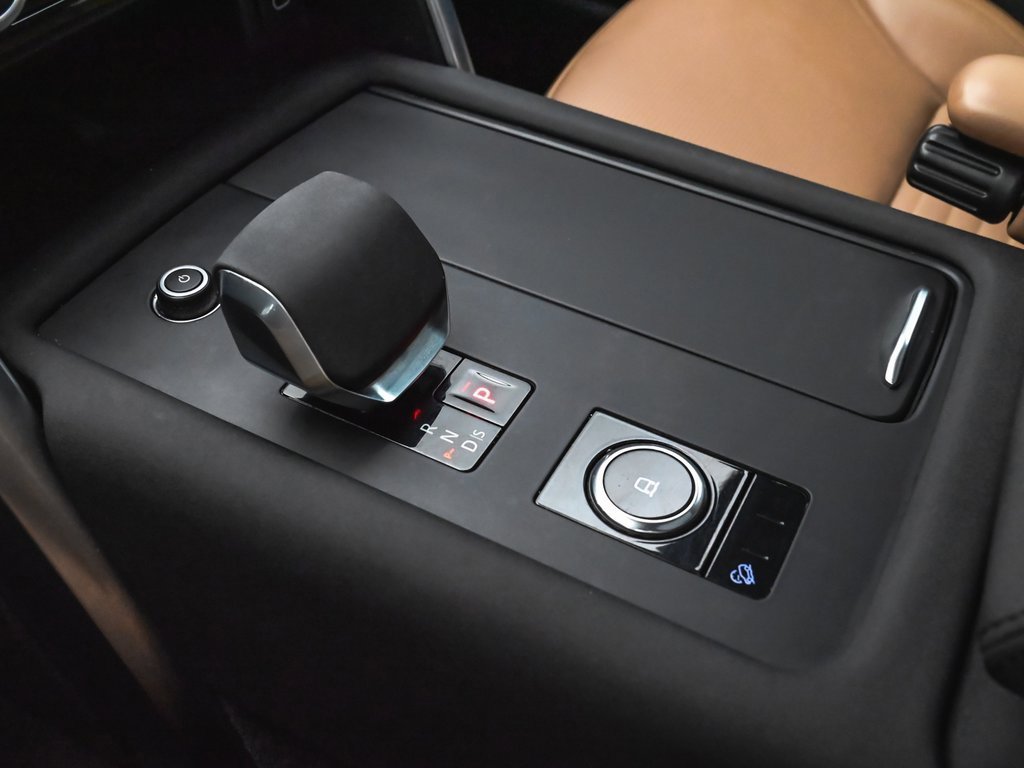 Used 2023 Land Rover Discovery HSE R-Dynamic image 36