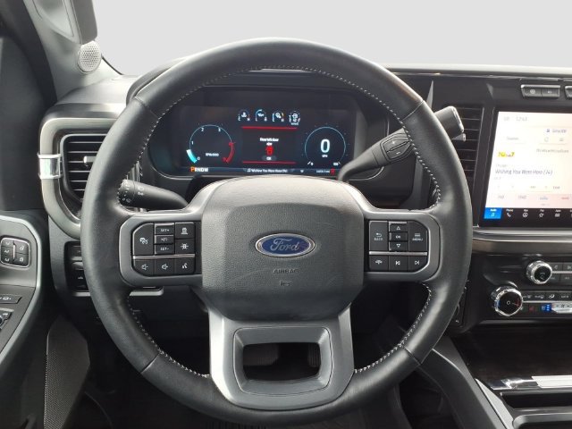 Used 2024 Ford F250 Lariat w/ Lariat Ultimate Package AWD/4WD image 11