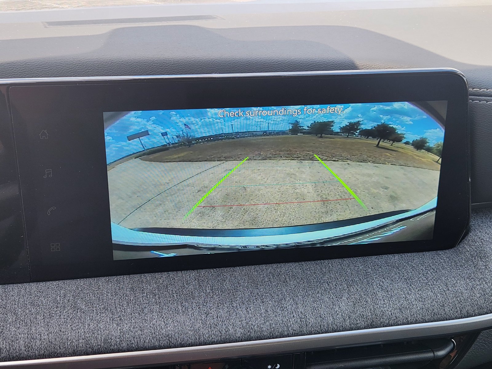 New 2026 Nissan Kicks SV w/ Cold Weather Package FWD image 17