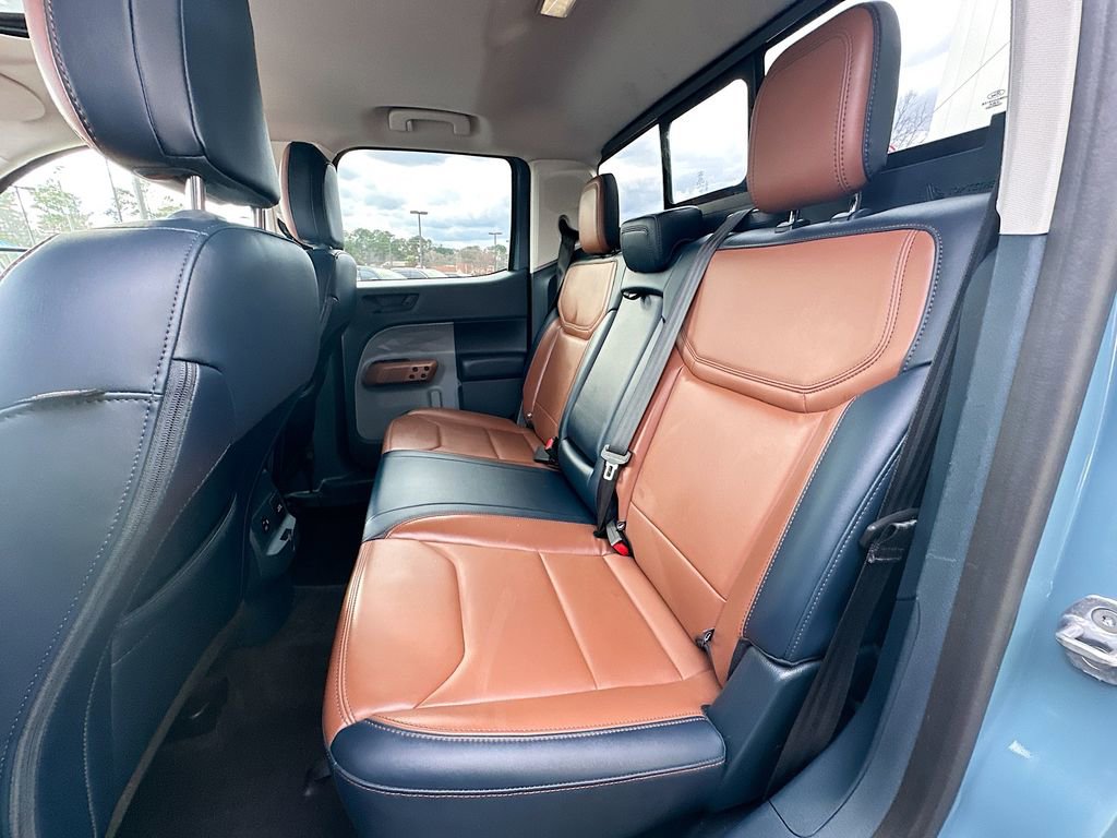 Used 2022 Ford Maverick Lariat w/ Lariat Luxury Package image 4