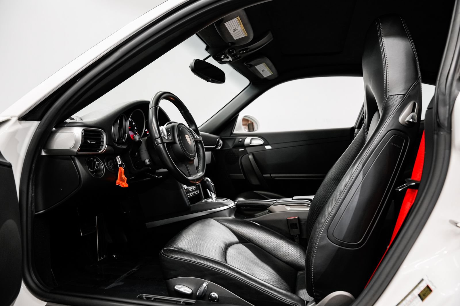 Used 2011 Porsche 911 Carrera GTS RWD image 19