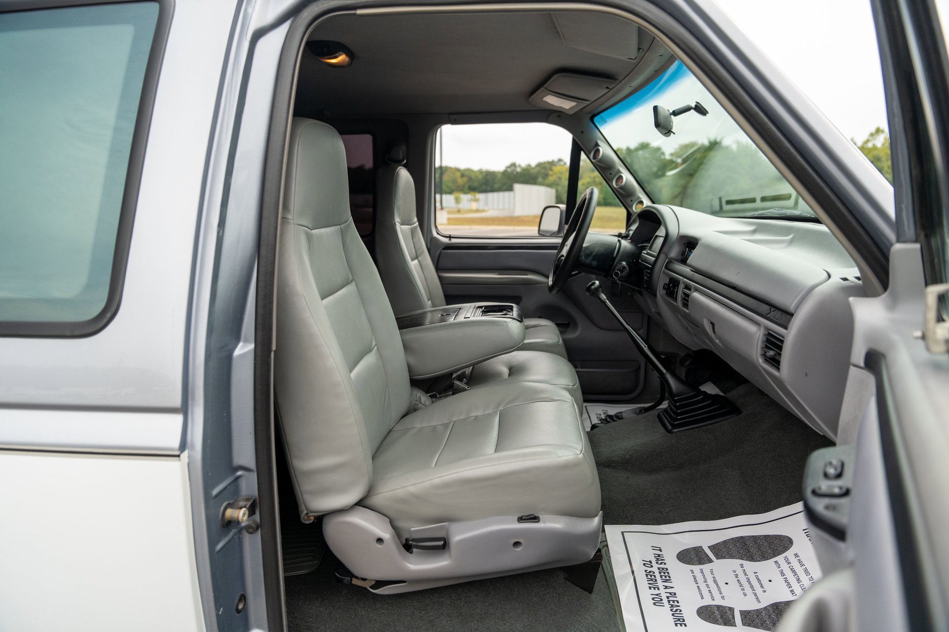 Used 1997 Ford F250 XLT image 14