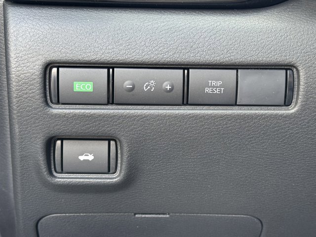 New 2025 Nissan Sentra SV w/ Trunk Package image 41