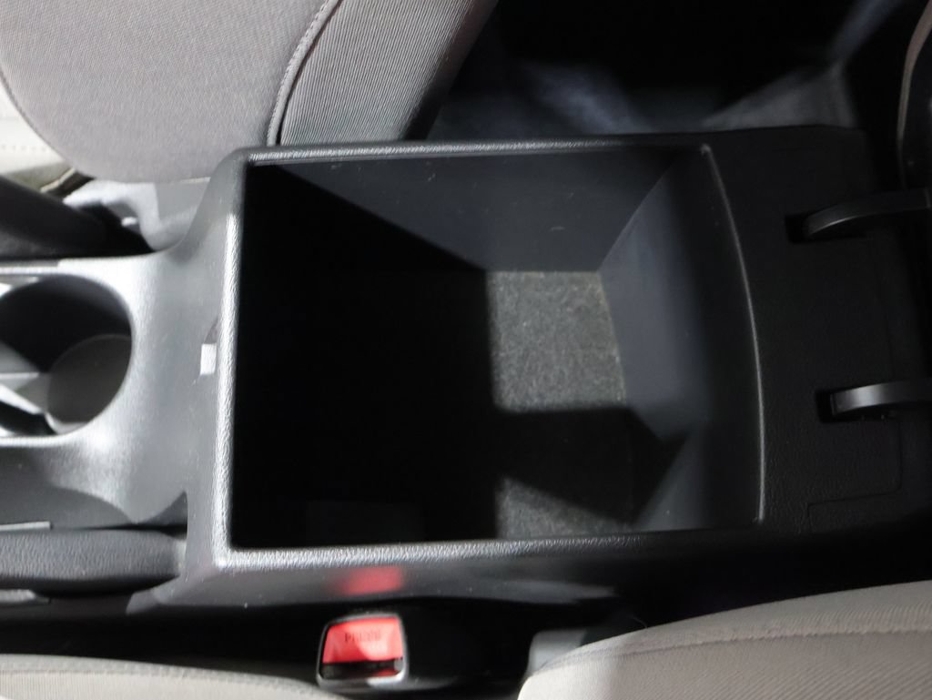 Used 2019 Hyundai Elantra SE FWD image 29