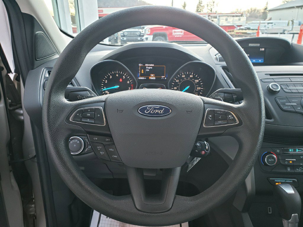 Used 2017 Ford Escape SE image 20