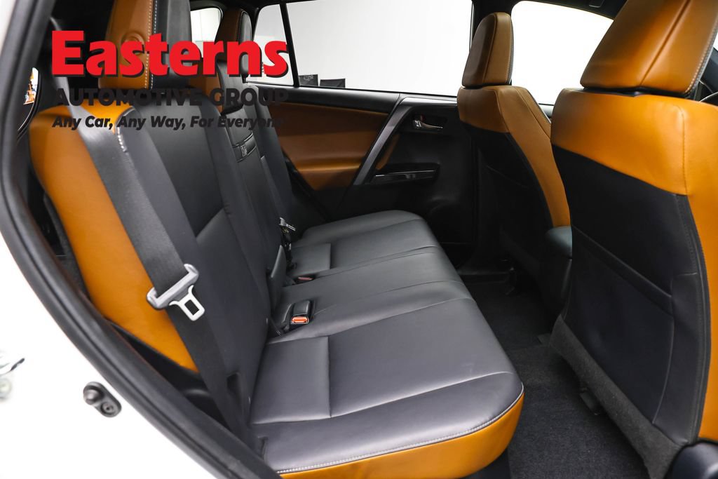 Used 2018 Toyota RAV4 SE AWD/4WD image 24