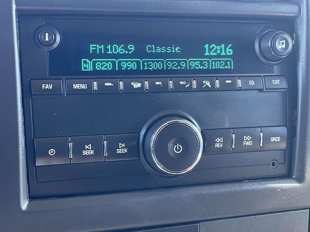 Used 2015 Chevrolet Express 2500 Work Van image 16