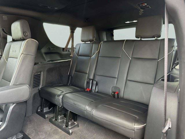 Used 2025 Cadillac Escalade ESV Sport w/ Touring Package AWD/4WD image 37