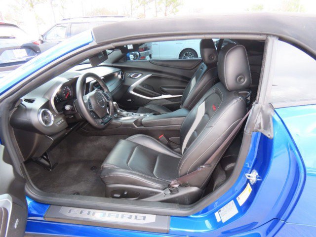 Used 2017 Chevrolet Camaro SS image 17