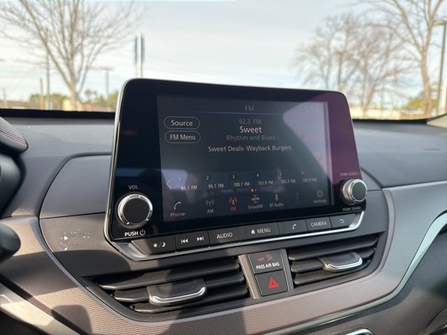 Used 2024 Nissan Altima 2.5 SR image 15