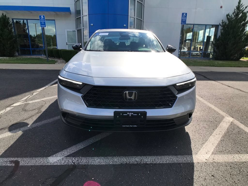 Certified 2025 Honda Accord SE image 2