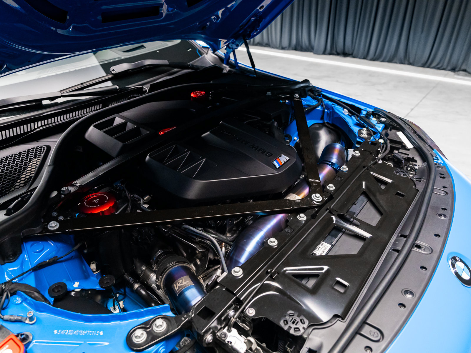 Used 2025 BMW M2 w/ Lighting Package RWD image 47