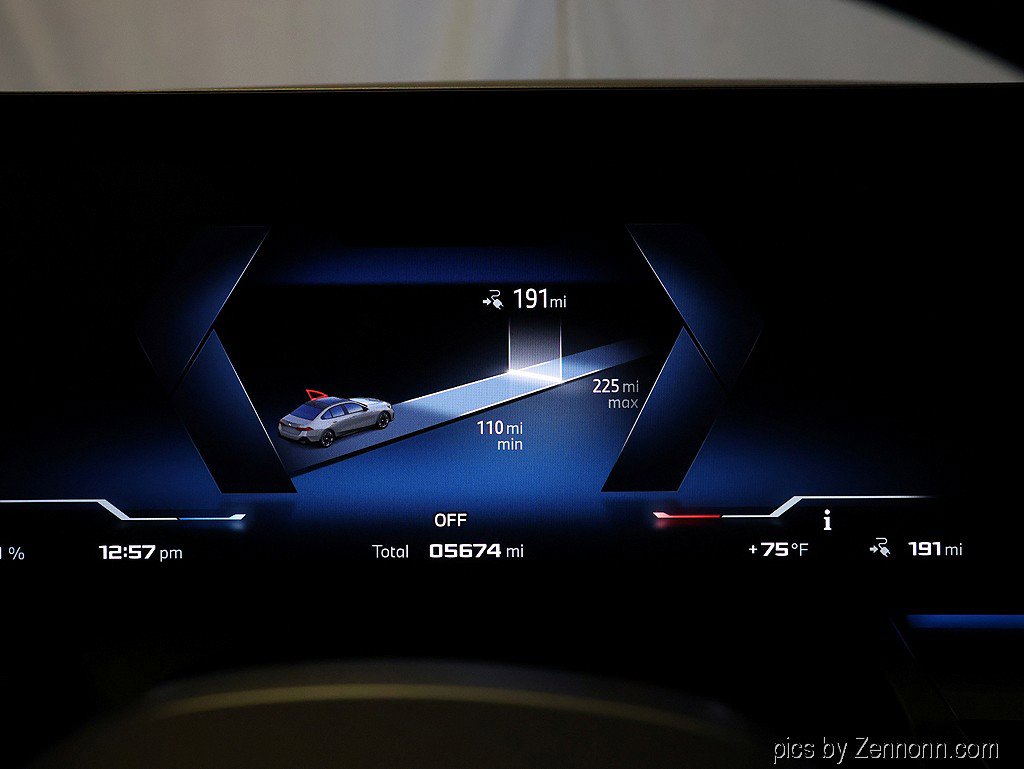Certified 2025 BMW i5 M60 w/ Premium Package AWD/4WD image 18