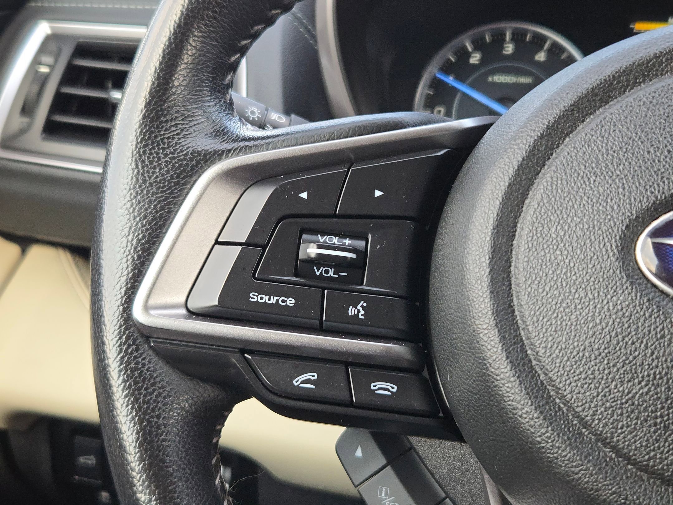 Used 2021 Subaru Ascent Limited w/ Popular Package #2 image 22