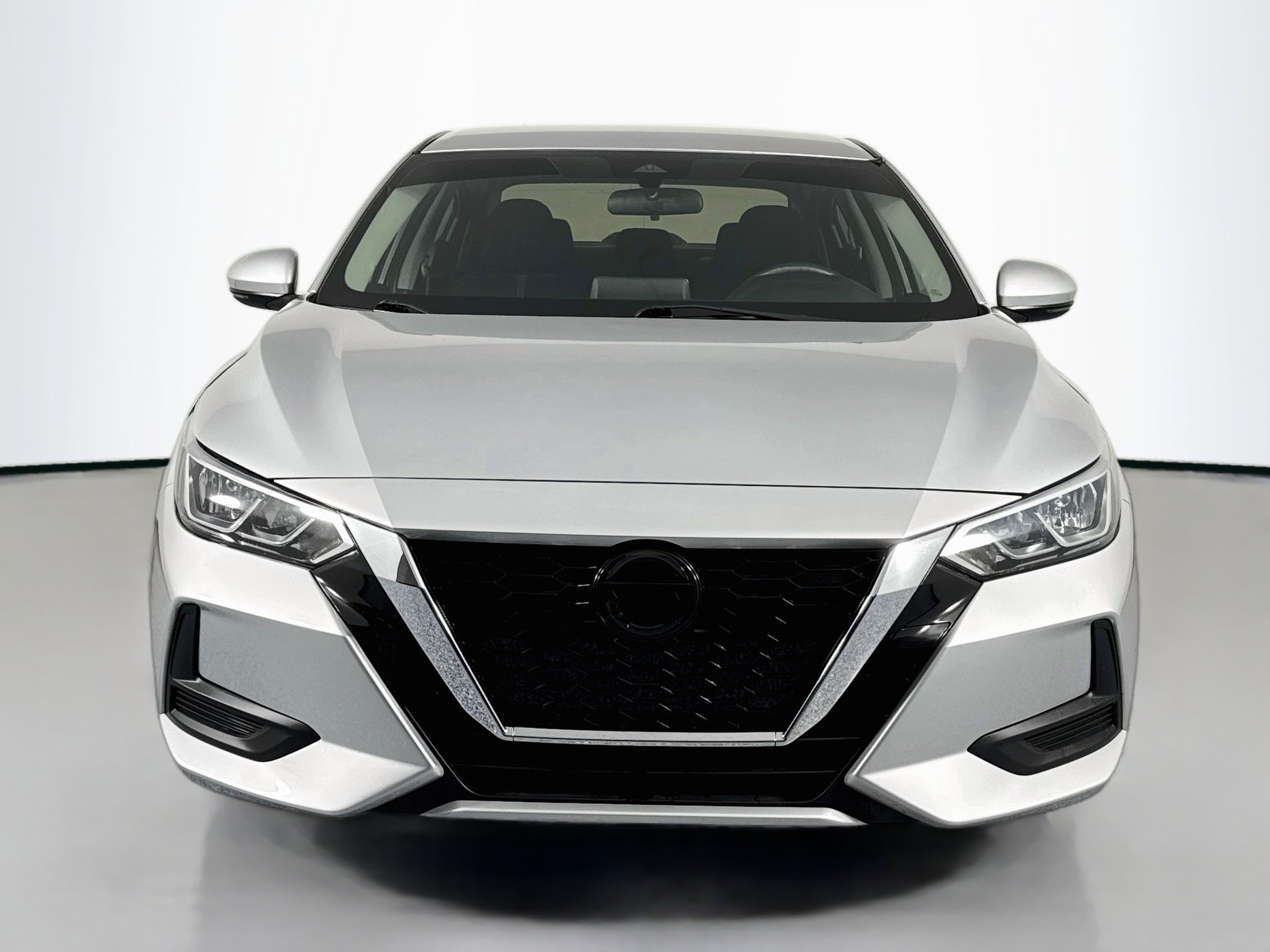 Used 2020 Nissan Sentra SV w/ Lighting Package FWD image 2