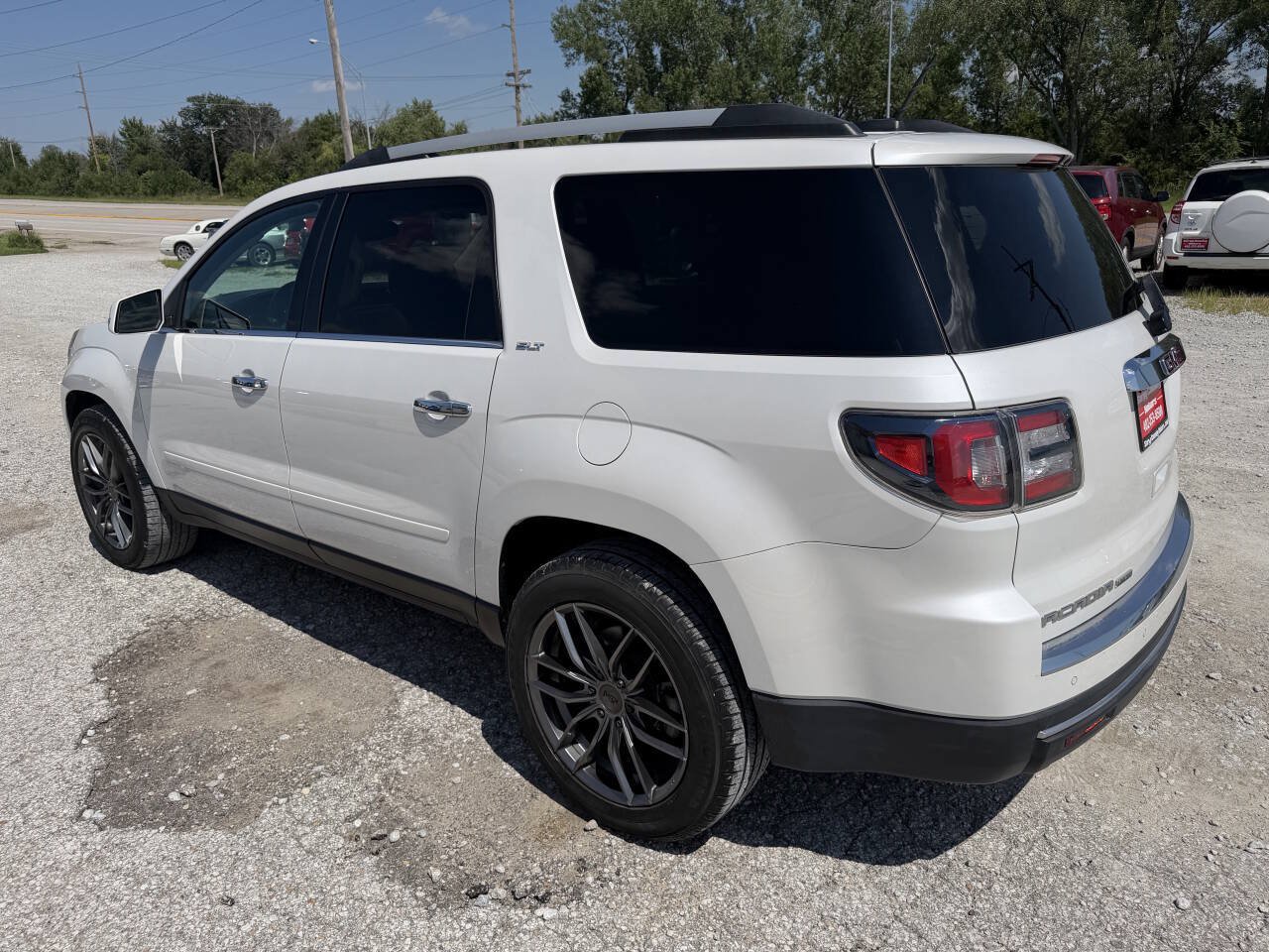 Used 2017 GMC Acadia Limited SLT AWD/4WD image 5