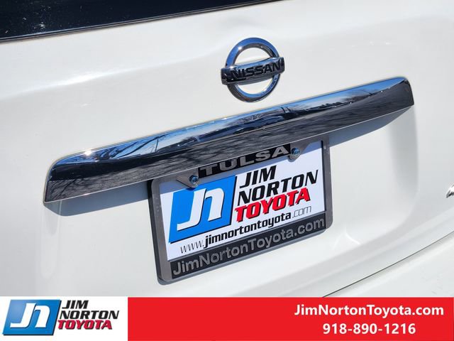 Used 2017 Nissan Pathfinder S image 11