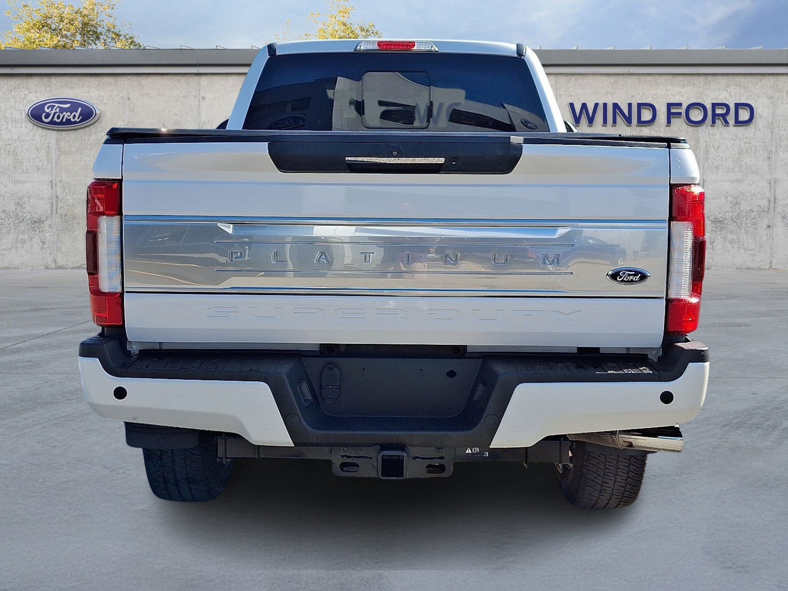 Used 2018 Ford F250 Platinum AWD/4WD image 5