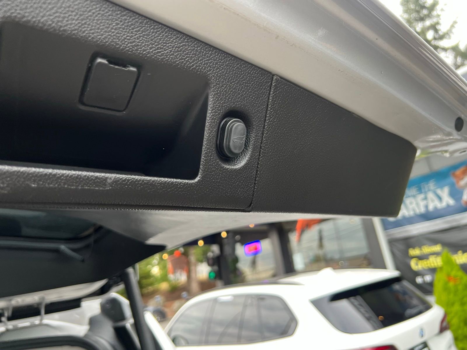 Used 2020 Chevrolet Tahoe LT image 15