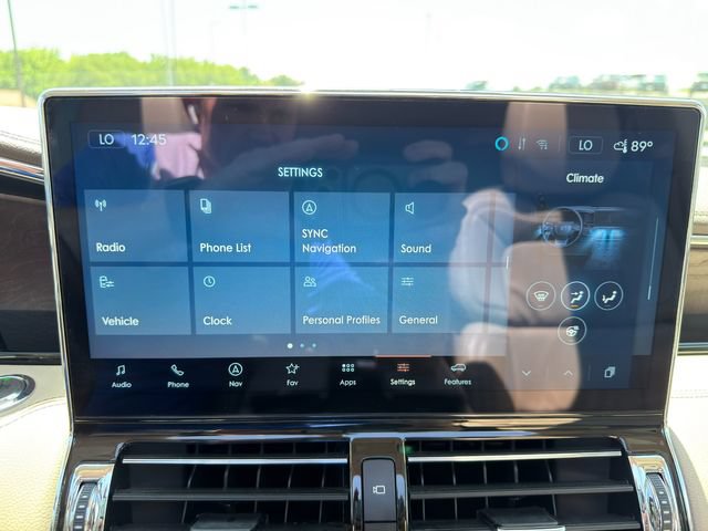 Used 2024 Lincoln Navigator Premiere AWD/4WD image 38