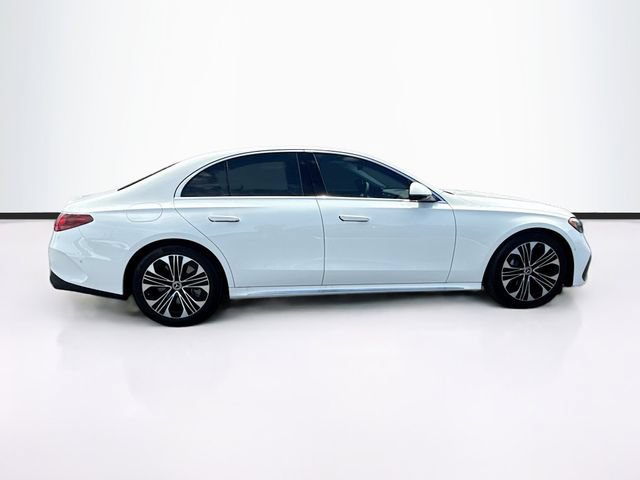Used 2025 Mercedes-Benz E 450 4MATIC Sedan image 9