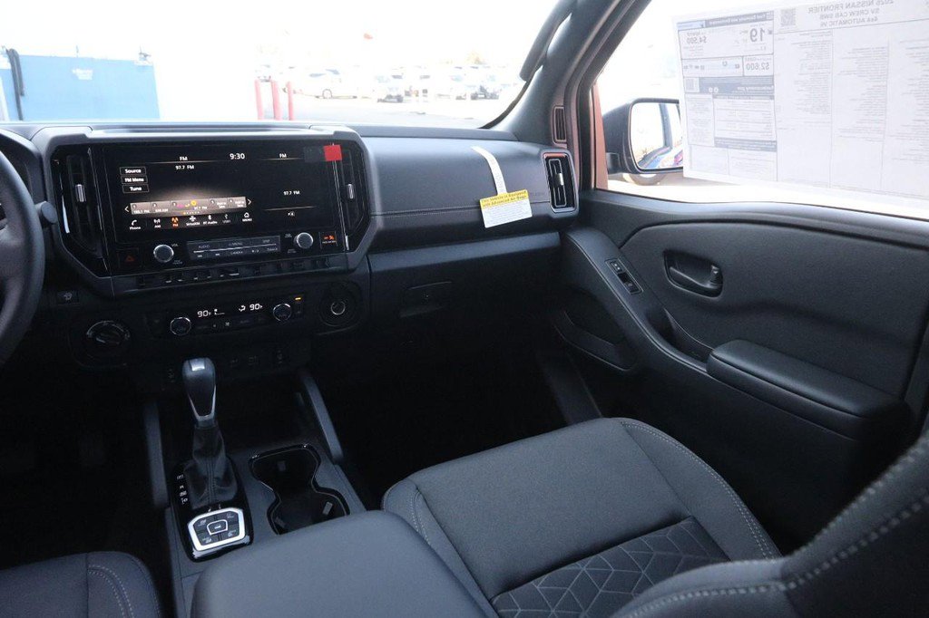 New 2026 Nissan Frontier SV w/ SV Convenience Package image 25