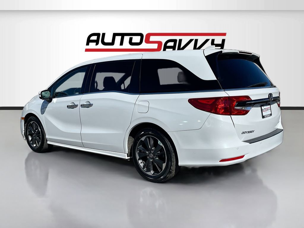 Used 2023 Honda Odyssey Elite image 5