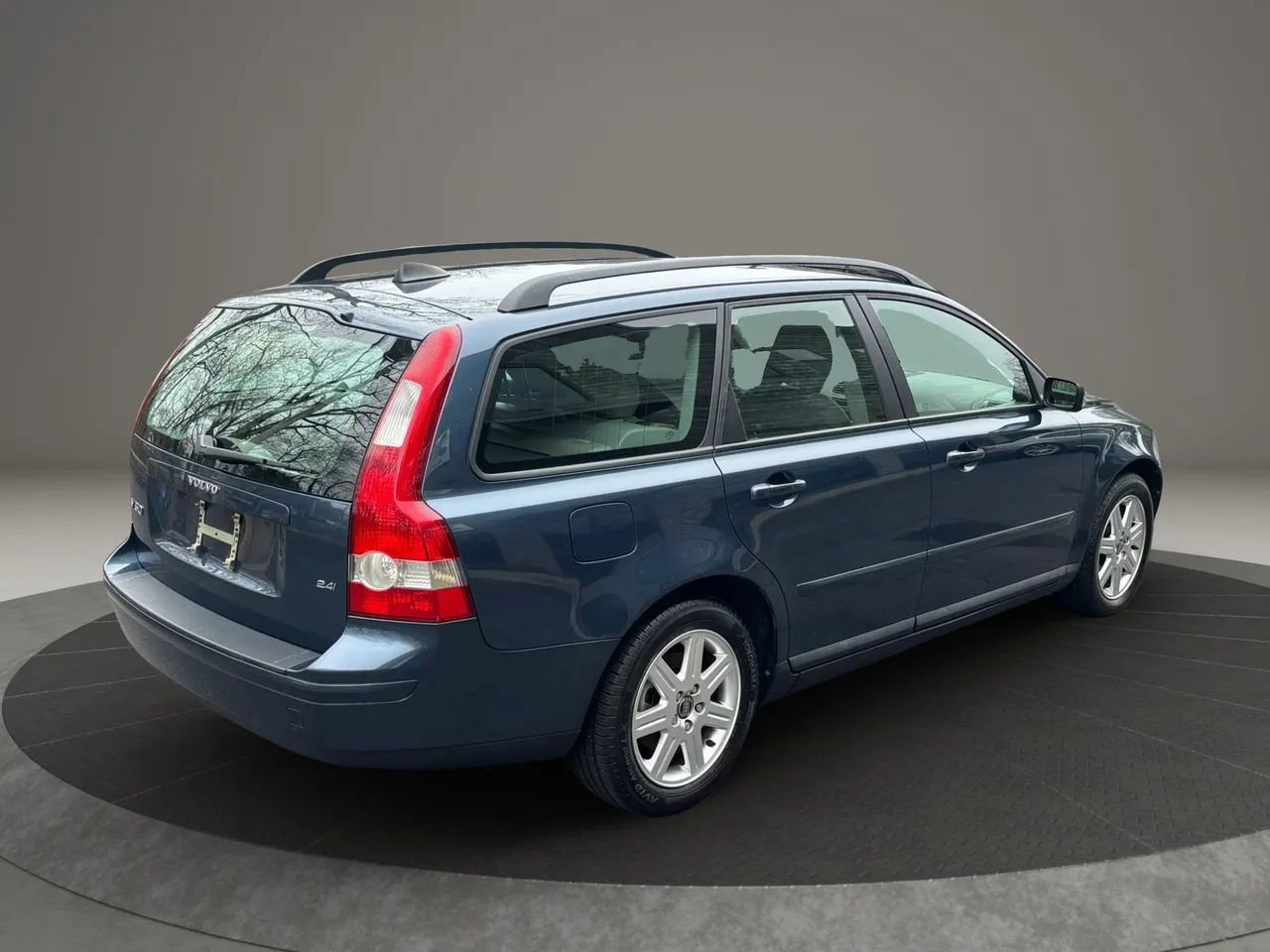 Used 2006 Volvo V50 2.4i FWD image 10